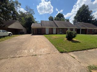 4945 Fernbrook Dr, Memphis, TN 38118