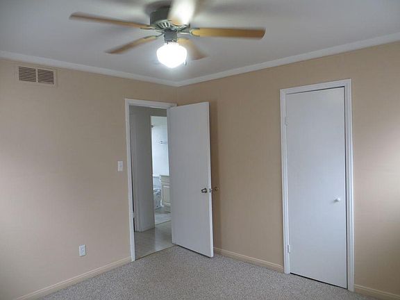 5th image of 561 E Brockton Ave