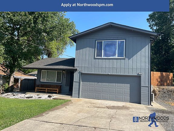 2nd image of 1038 NE Savage St