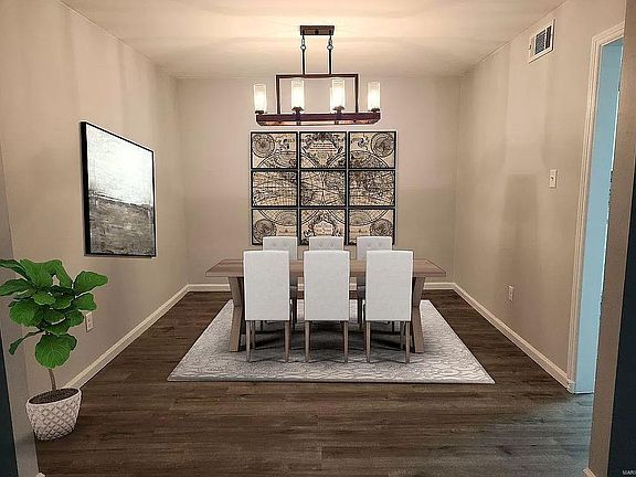 4th image of 1061 Woodgate Dr