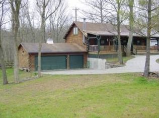 20801 Bellemeade Dr, Lawrenceburg, IN 47025