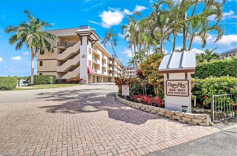 1 bed, 1.0 bath, 812 sqft, $2,500 — Photo 3
