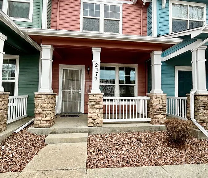 2575 Shannara Grv — Photo 1