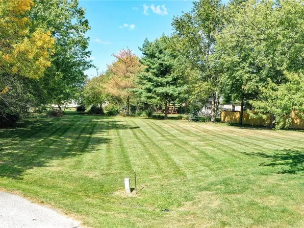 32 Sugarwood Ct, Jerseyville, IL 62052