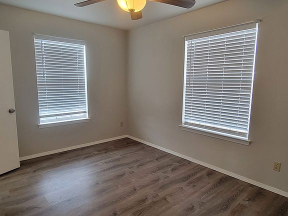 5th image of 901 E 6th Ave