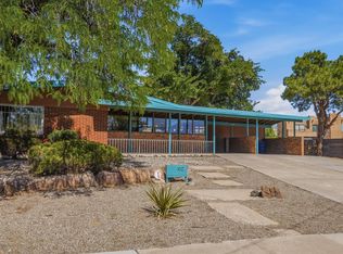 1907 Richmond Dr NE, Albuquerque, NM 87106
