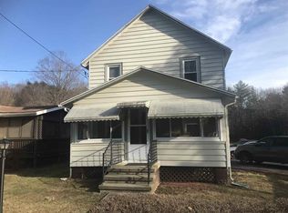 11 Van Steenburg Ln, Kingston, NY 12401