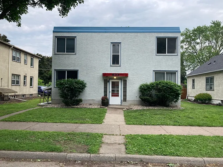 833 Randolph Ave — Photo 9