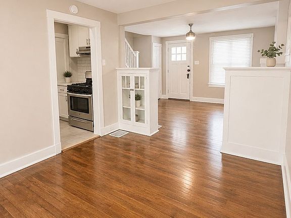 4th image of 748-758 Shady Dr E #404