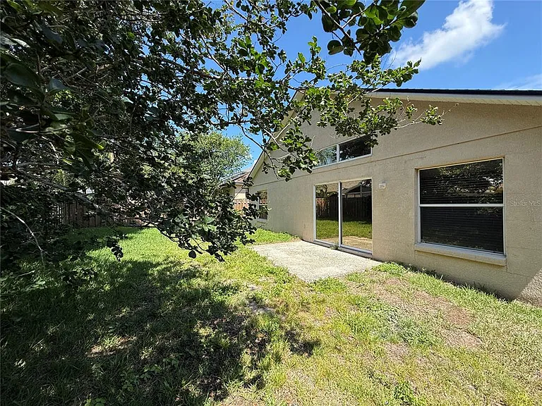 14636 Kristenright Ln — Photo 17
