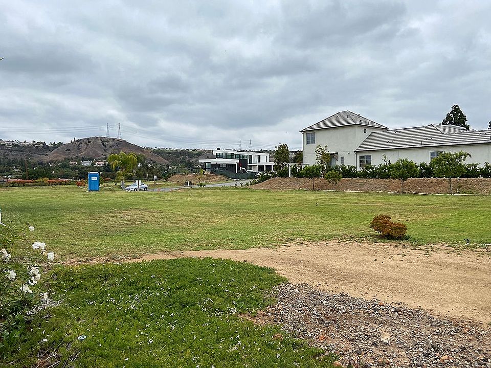 2nd image of 18808 Canyon Cir