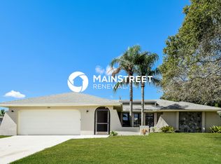202 NE 9th Pl, Cape Coral, FL 33909