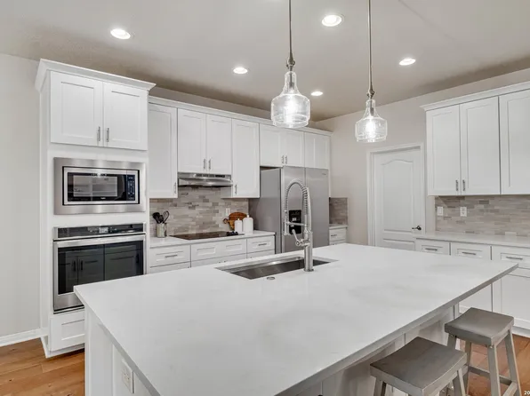 21411 Battle Crk, San Antonio, TX 78258