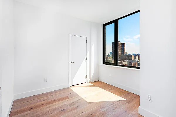 Rented by Living New York | media 33