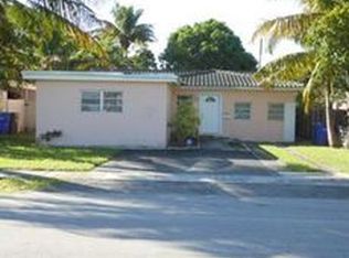 2322 Pierce St, Hollywood, FL 33020