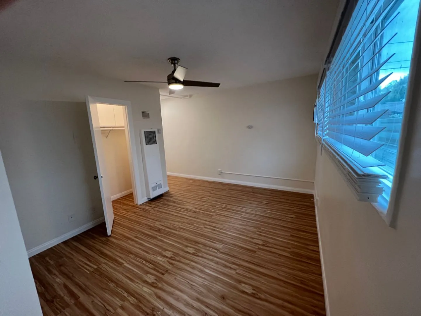 4710 Vantage Ave — Photo 4