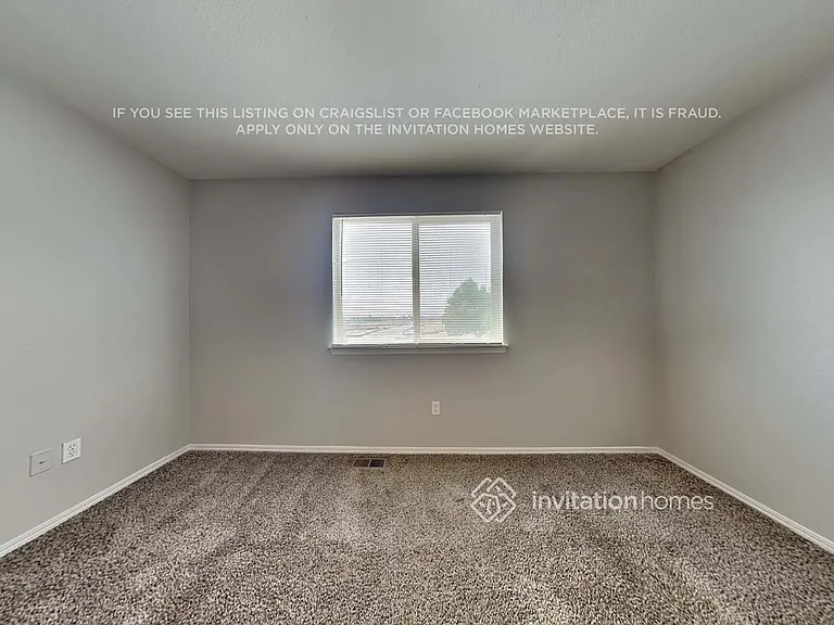 1288 Hoffman Dr — Photo 14