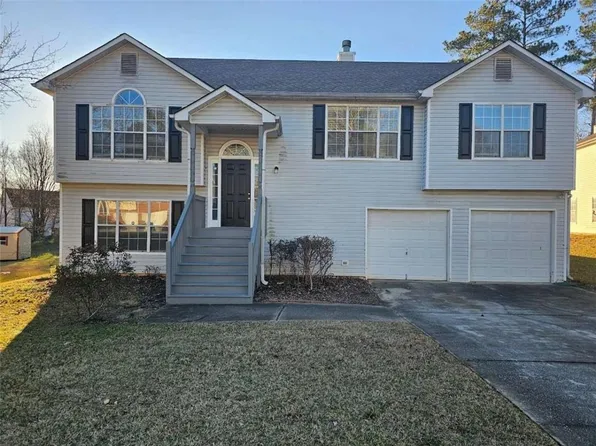 10577 Marigold Ct, Hampton, GA 30228