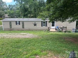 5 Shenandoah Rd, Asheville, NC 28805