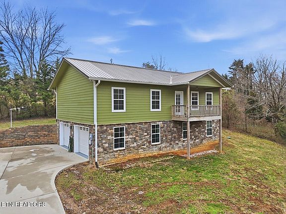 3rd image of 261 E Leatherwood Dr
