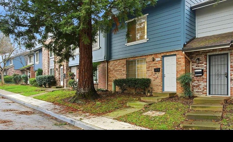 1st image of 3952 Oak Villa Cir