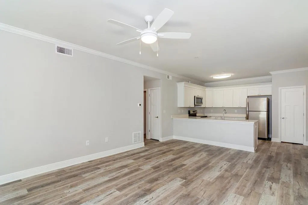 202 Reeves Street, #C — Photo 4