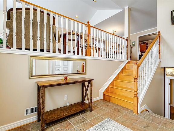 2nd image of 25 Regatta Dr