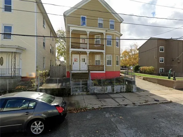 62 Anthony Ave, Pawtucket, RI 02860