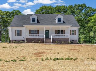 755 White Jenkins Rd, Bessemer City, NC 28016