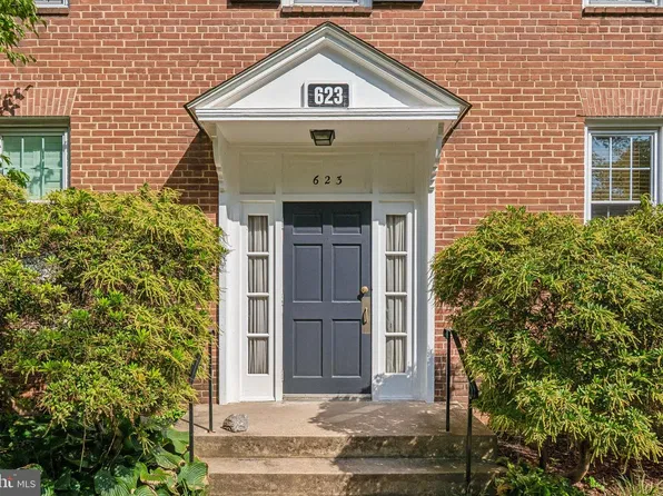 623 Azalea Dr APT 3, Rockville, MD 20850