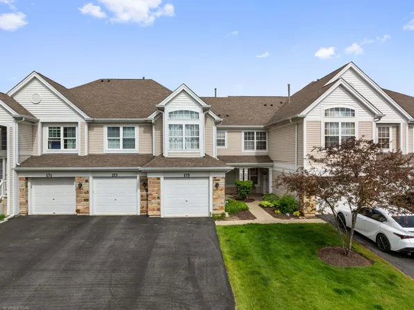 175 Fairfield Ln, Carol Stream, IL 60188