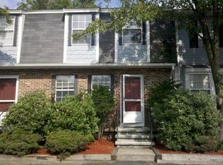 1847 Middlesex St APT 5, Lowell, MA 01851