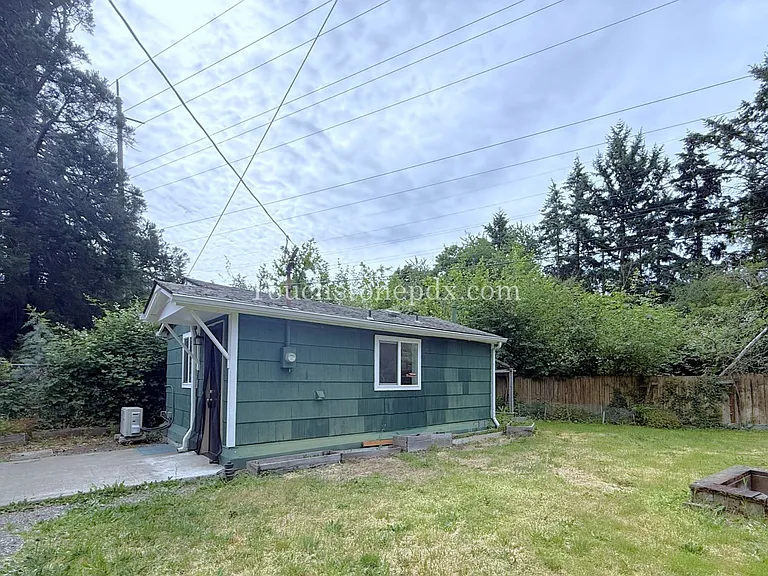 5660 SE 125th Ave — Photo 4