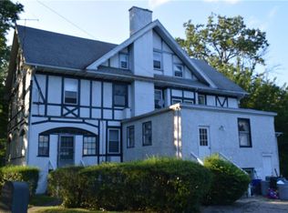203 The Blvd E, New Rochelle, NY 10801