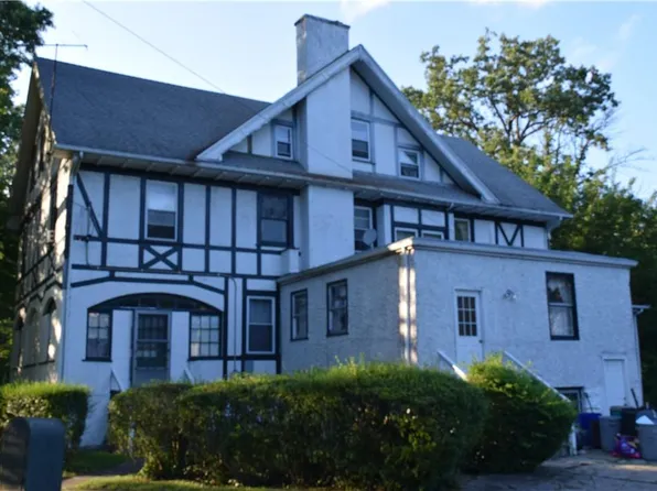 203 The Boulevard E, New Rochelle, NY 10801