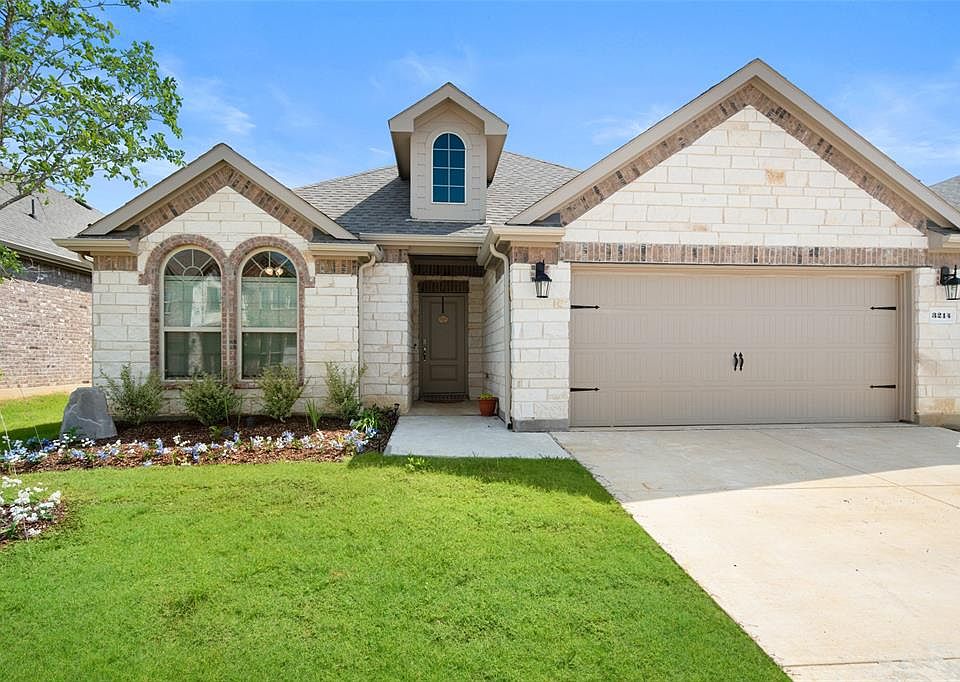 1st image of 3214 Hunters Glen Dr