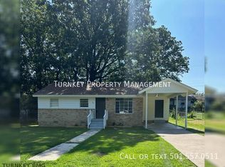 56 Hill Ln, Little Rock, AR 72209