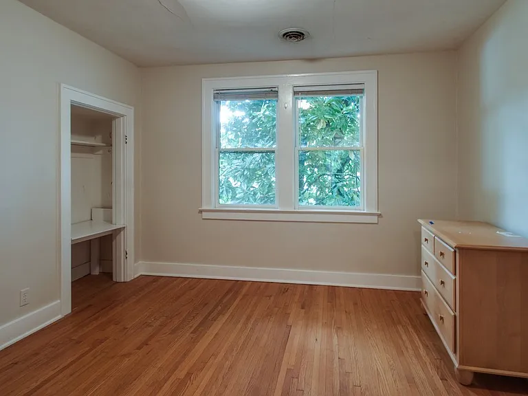 402 Fairfax Ave — Photo 21