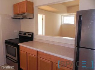 1432 W Fargo Ave, Chicago, IL 60626