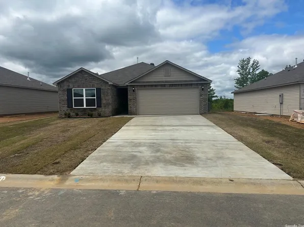 5085 Red Fox Trl, Bauxite, AR 72011