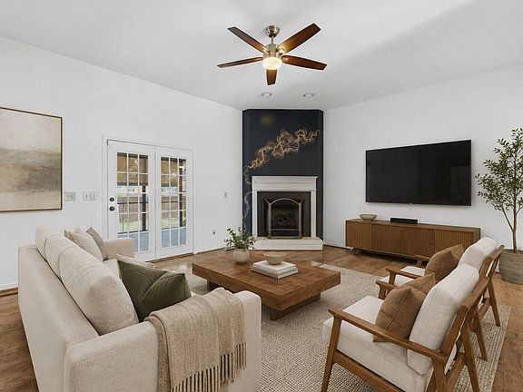 4th image of 3025 Frontier Ln