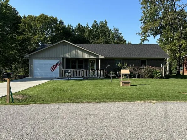 108 Dogwood Dr, Paris, TN 38242