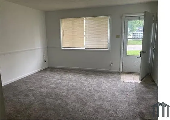 1150 Halloran St — Photo 3