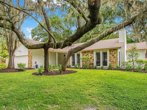 2015 Woody Dr, Windermere, FL 34786