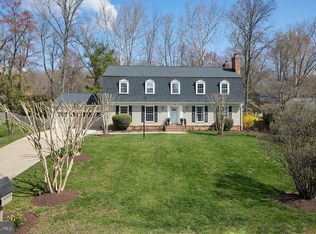 10509 Macarthur Blvd, Potomac, MD 20854