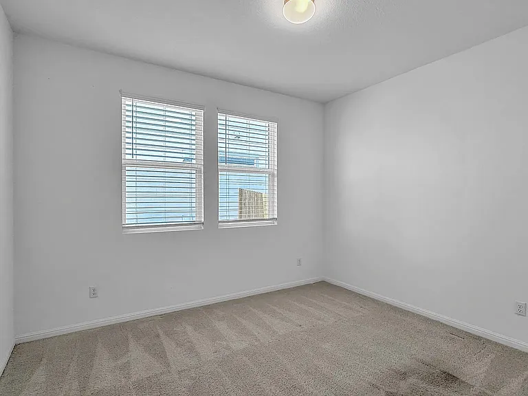 2608 Emerson Trl — Photo 15