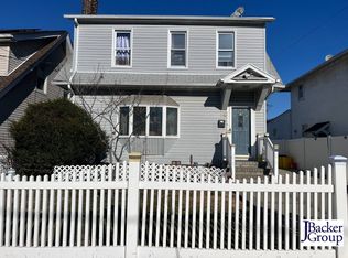 70 Roger Ave, Inwood, NY 11096