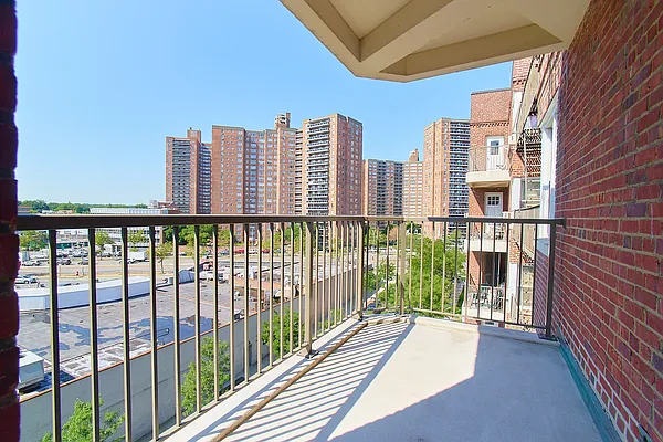 Rented by Living New York | media 3