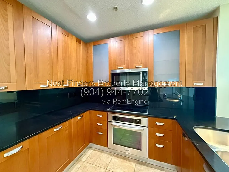 1431 Riverplace Blvd #2001 — Photo 6