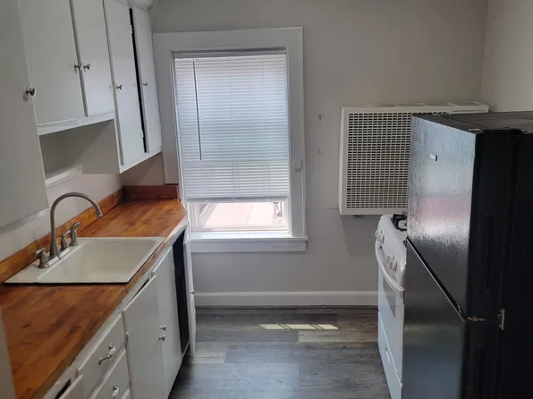 58 Mechanic St, Manchester, NH